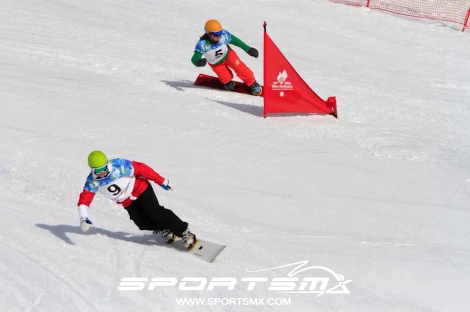 snowboard race downhill